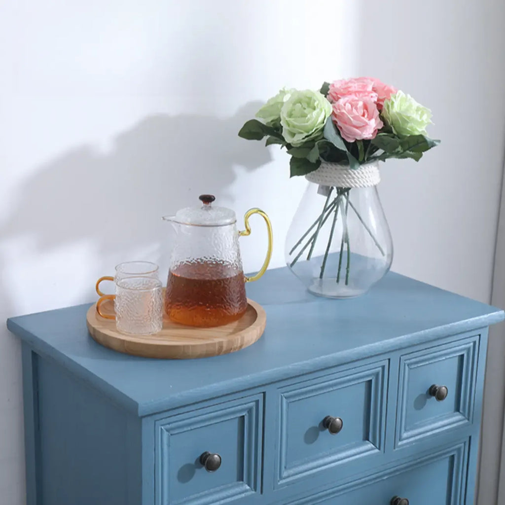 Meuble d'appoint rustique en bois blanc avec plusieurs tiroirs