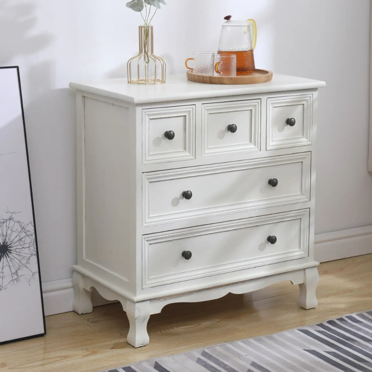 Meuble d'appoint rustique en bois blanc avec plusieurs tiroirs