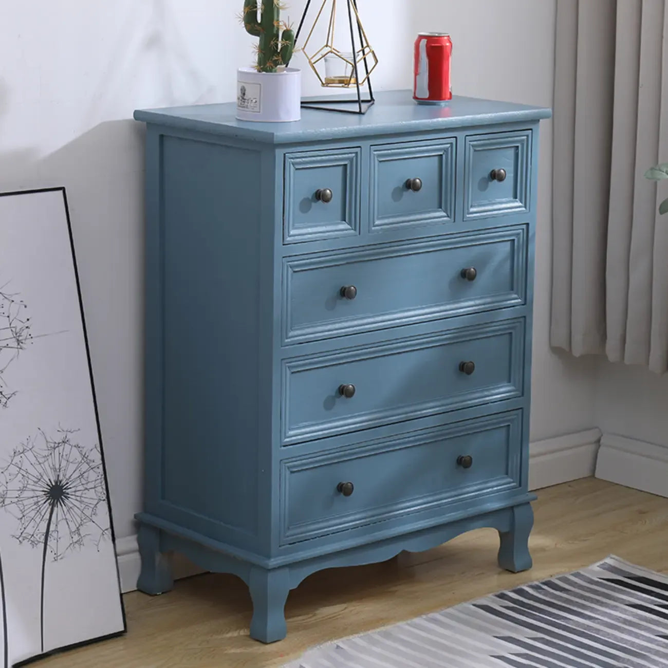 Meuble d'appoint rustique en bois blanc avec plusieurs tiroirs