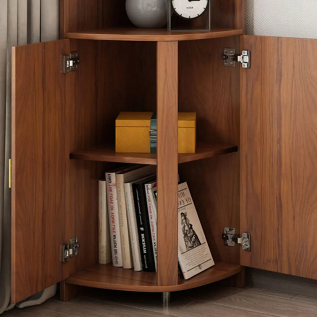 Vitrine d'angle moderne en bois brun avec grand espace de rangement