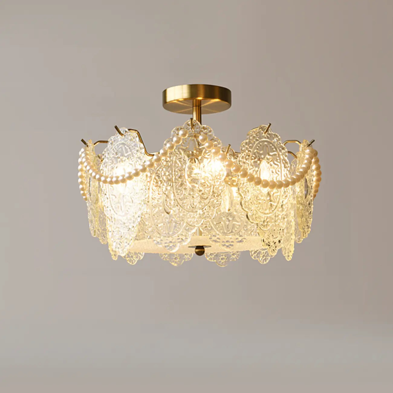 Plafonnier de luxe avec abat-jour d'ambiance pour salon