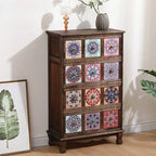 Armoire de rangement en bois brun de style campagnard français avec tiroirs