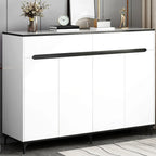 Meuble de cuisine minimaliste en bois blanc avec portes