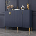 Buffet en bois glamour avec étagères et placards