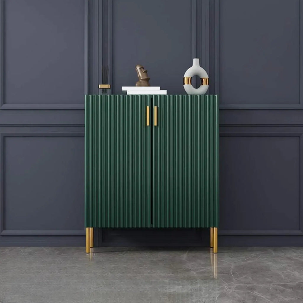 Buffet en bois glamour avec étagères et placards