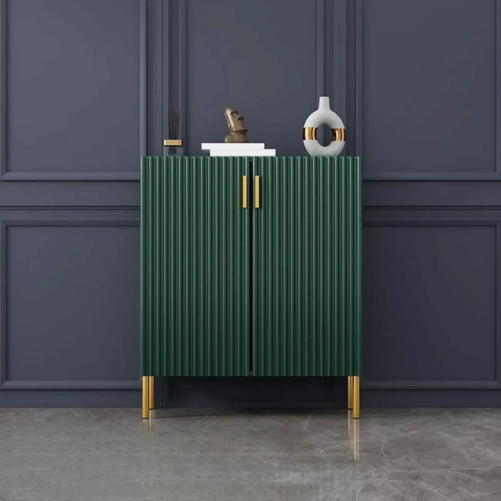 Buffet en bois glamour avec étagères et placards