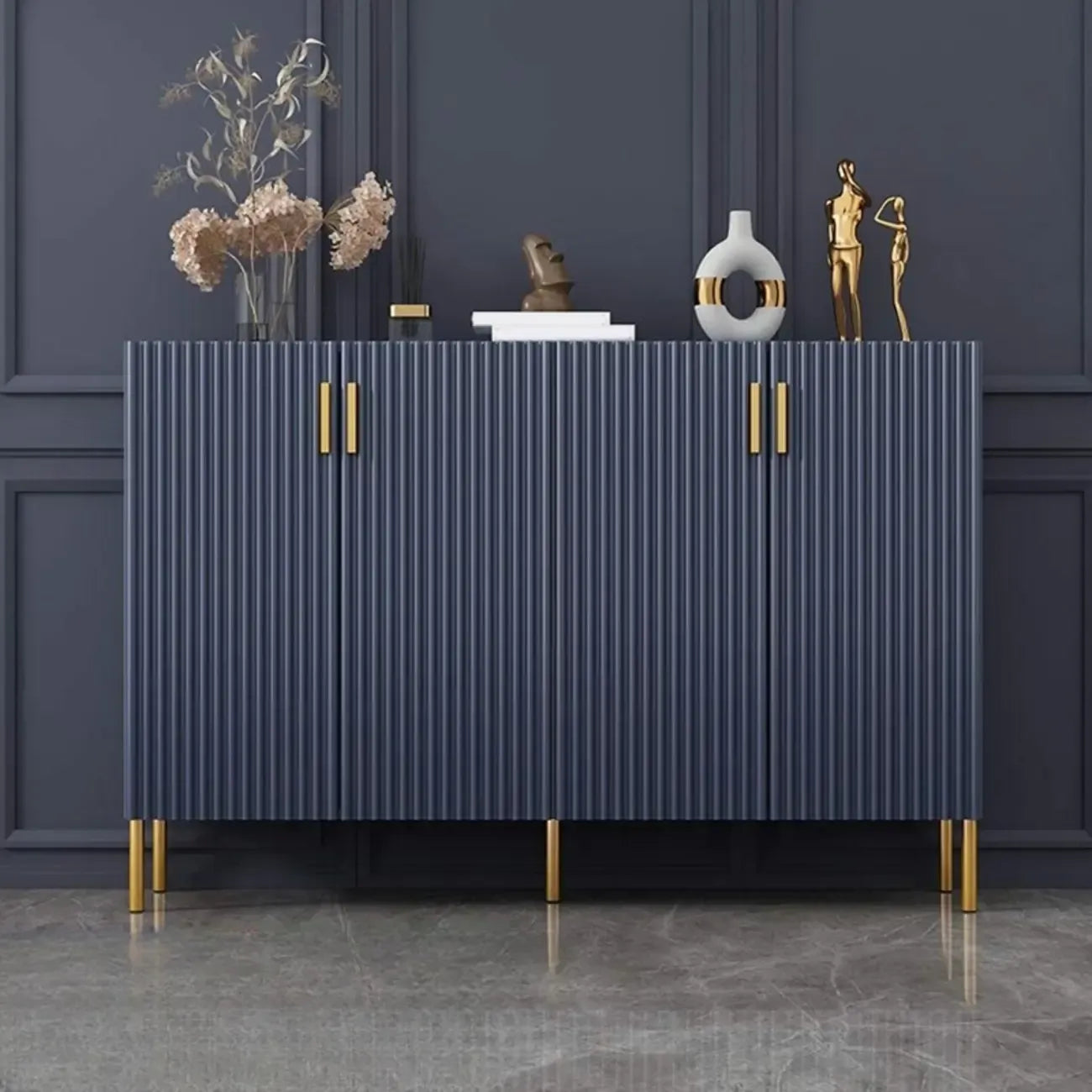 Buffet en bois glamour avec étagères et placards