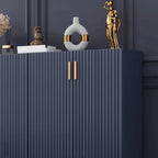 Buffet en bois glamour avec étagères et placards