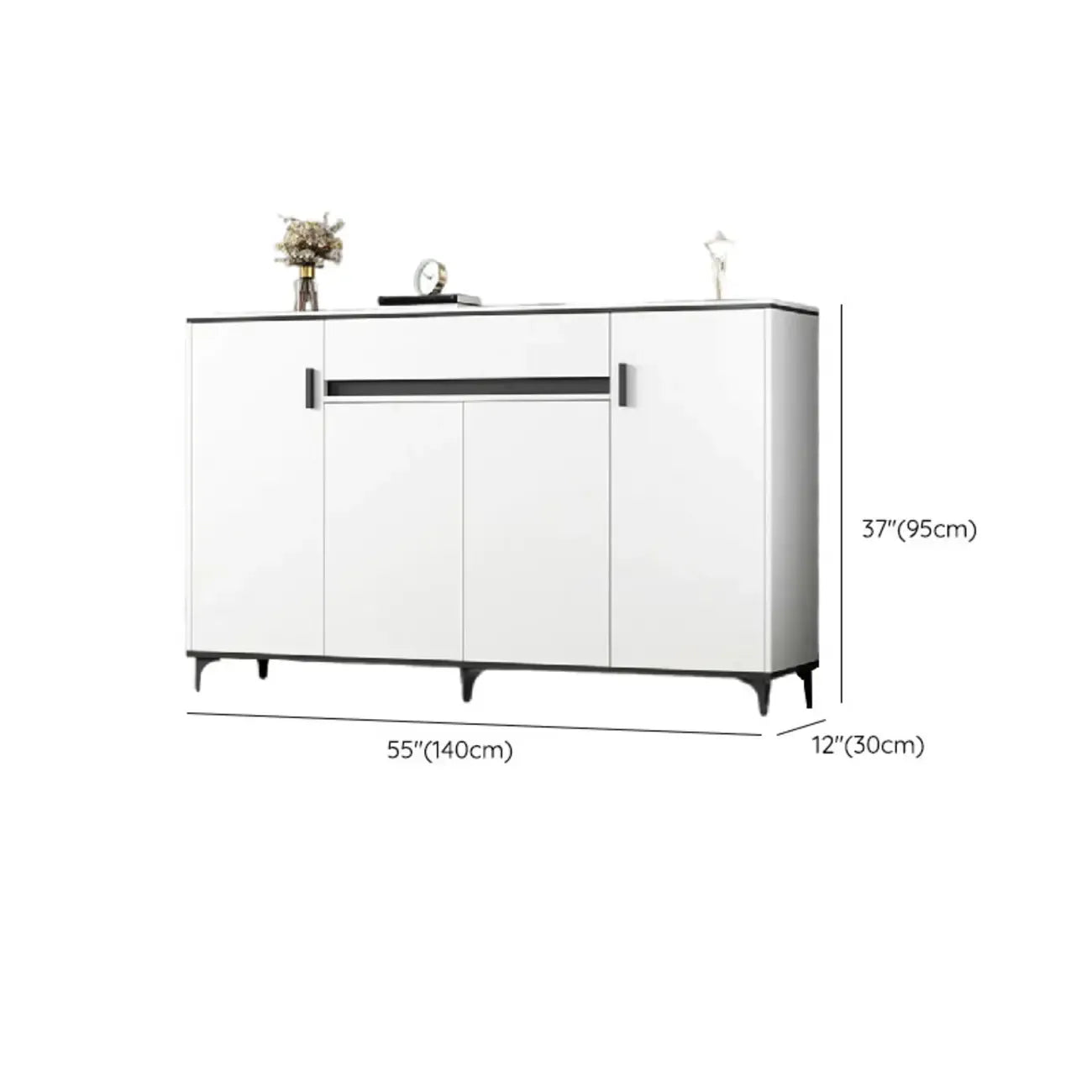 Meuble de cuisine minimaliste en bois blanc avec portes