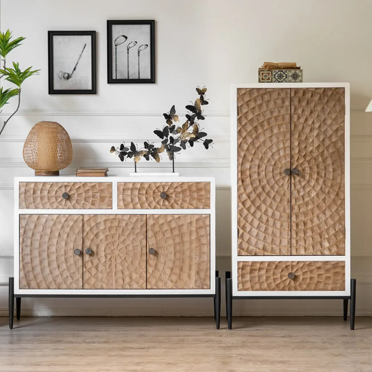 Meuble rectangulaire rustique autoportant en bois blanc et base en fer