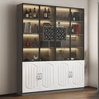 Vitrine en bois noir avec porte vitrée et rangement pour vin