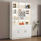 Vitrine en bois noir avec porte vitrée et rangement pour vin