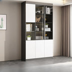 Grande vitrine de rangement ouverte en bois, du sol au plafond