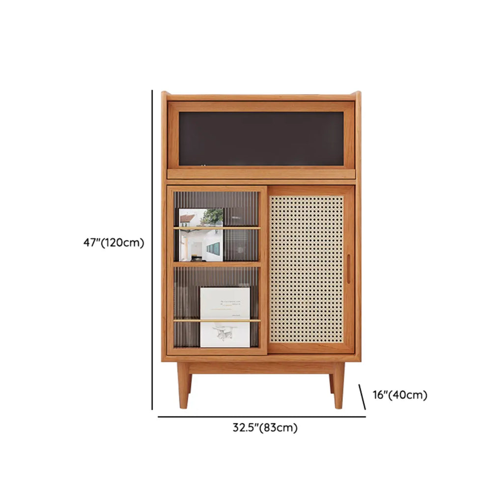 vaisselier de cuisine en bois brun avec portes en rotin