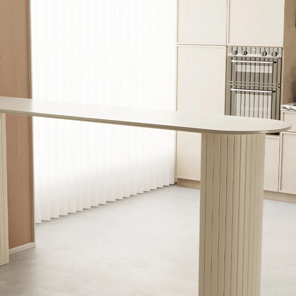 Ensemble de table de bar minimaliste en marbre blanc étroit