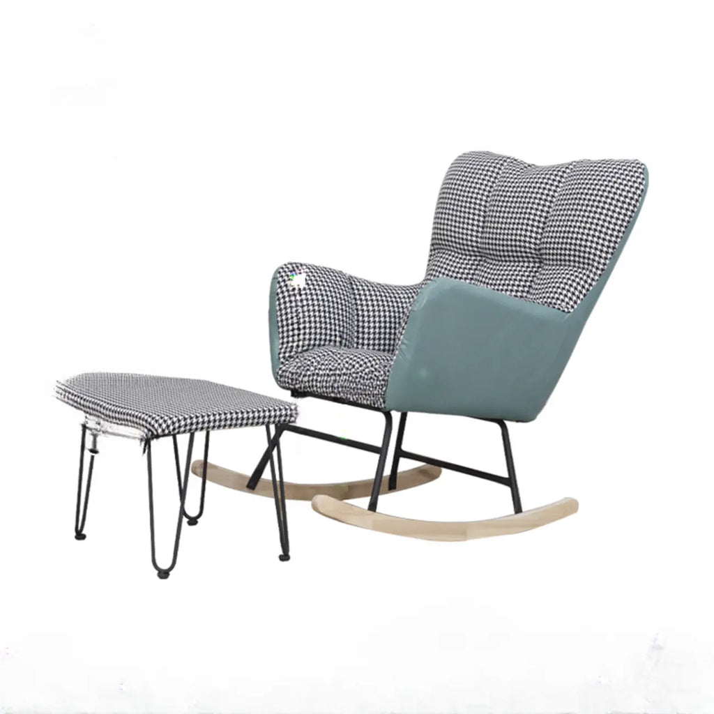 Fauteuil à bascule en bois rembourré de tissu technique avec accoudoirs encastrés