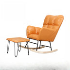 Fauteuil à bascule en bois rembourré de tissu technique avec accoudoirs encastrés