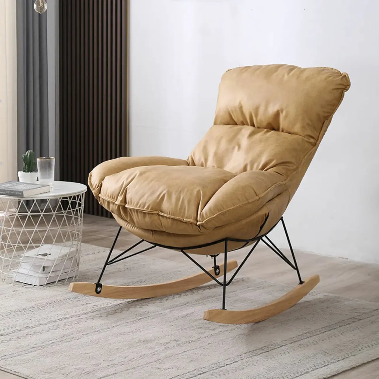 Fauteuil à bascule recouvert de coton avec coussins amovibles