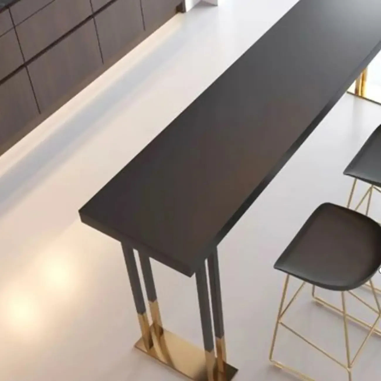 Table de bar de luxe en métal noir avec pieds dorés pour 8 personnes