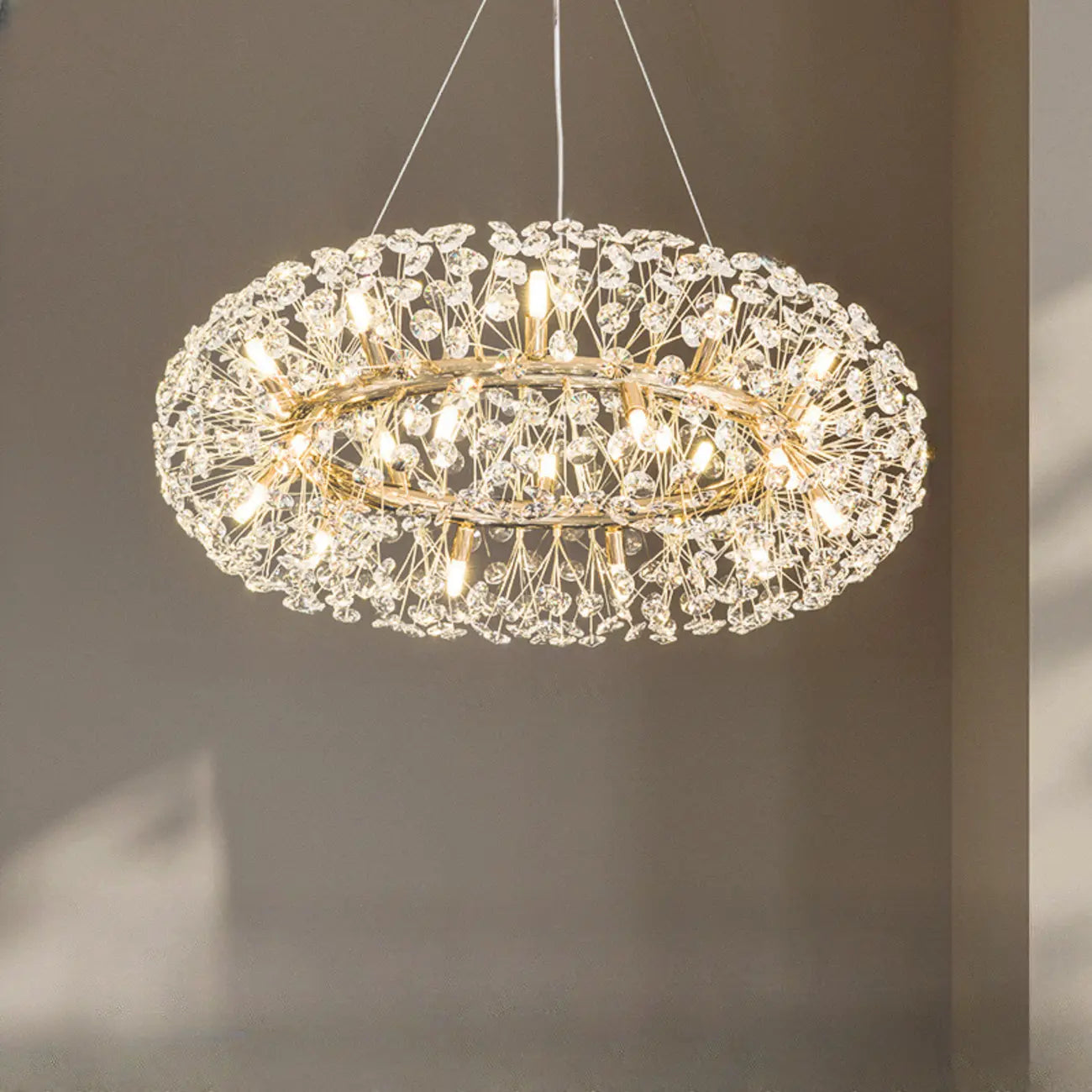 Lustre rond en cristal de luxe au design géométrique