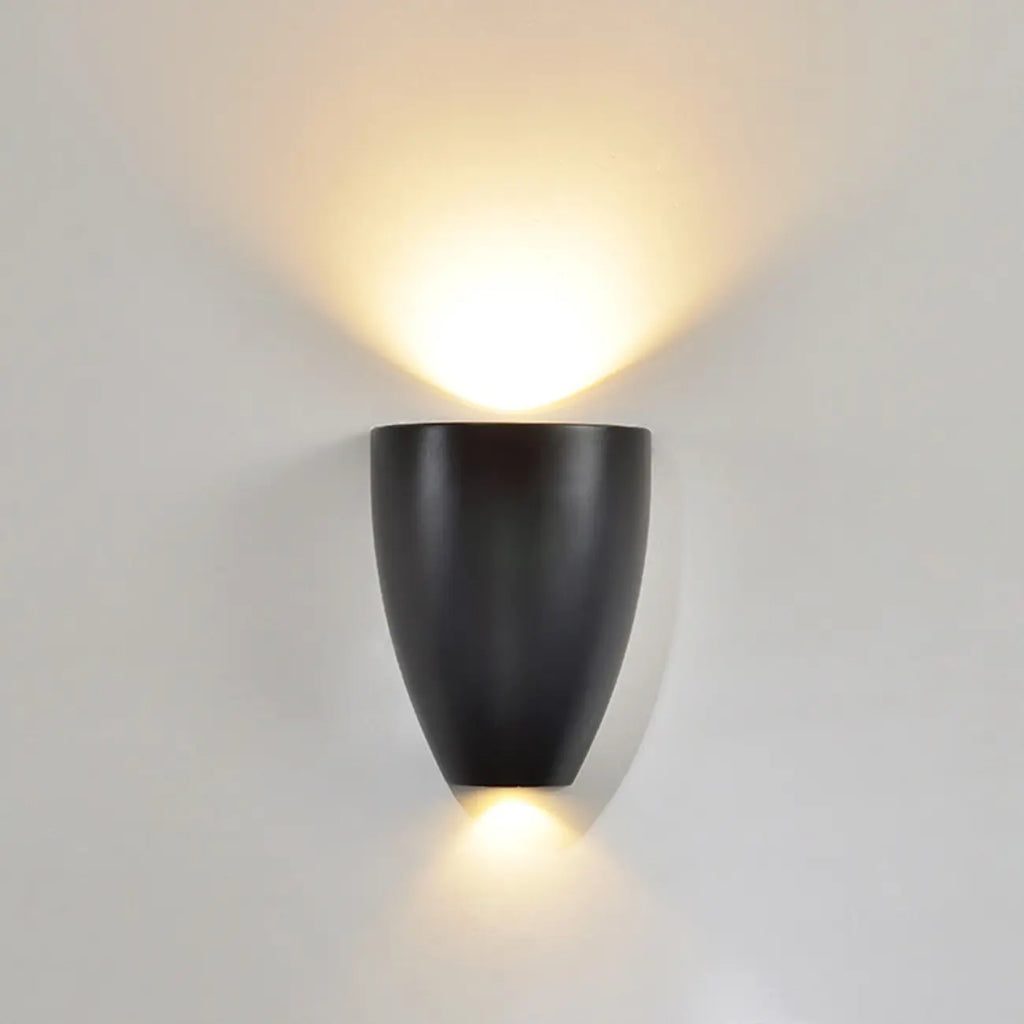 Applique murale LED noire moderne pour salle de bain