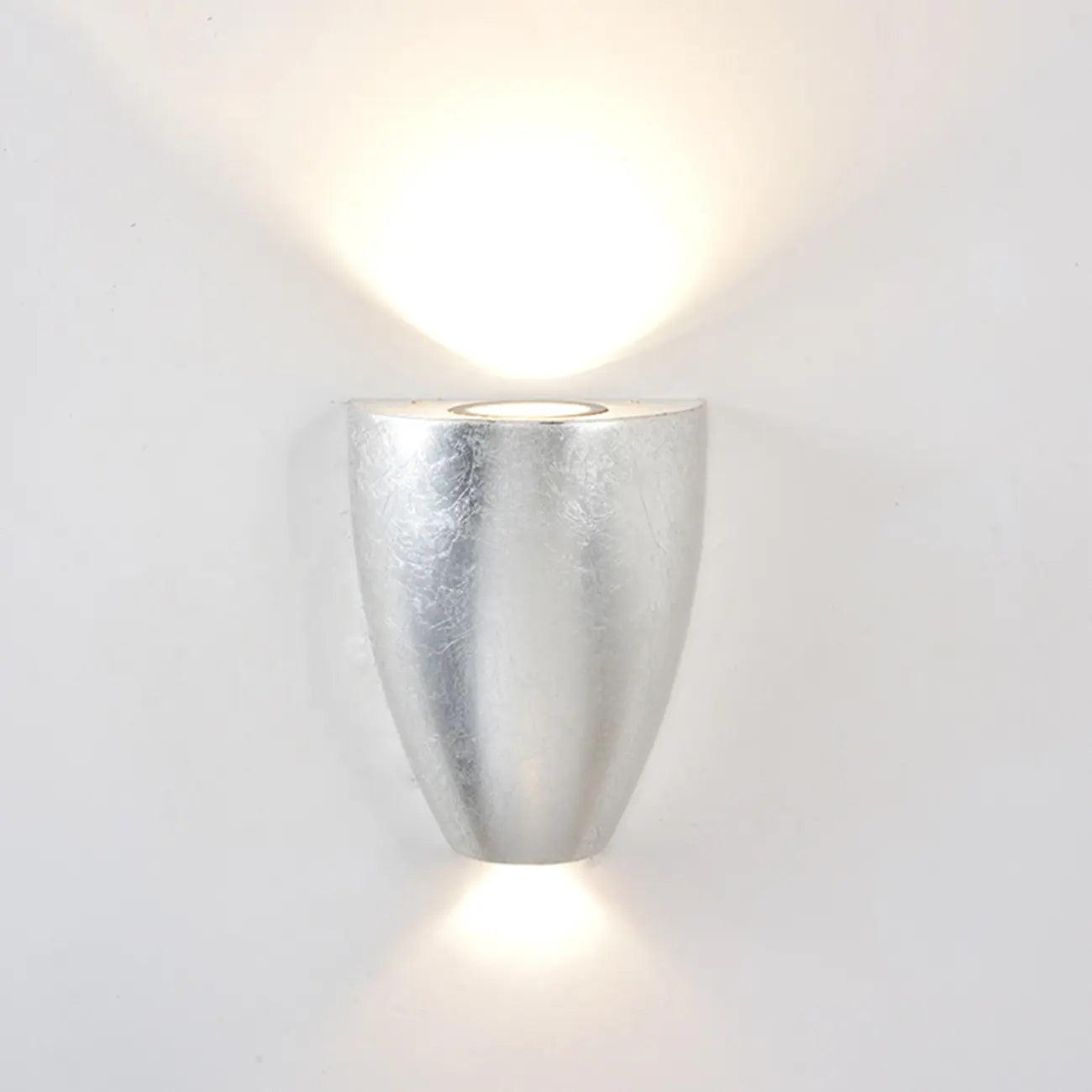 Applique murale LED noire moderne pour salle de bain