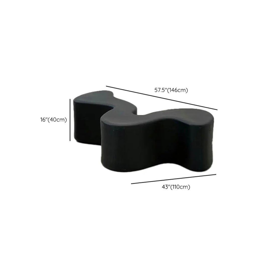 Table basse moderne en résine noire ondulée au design abstrait