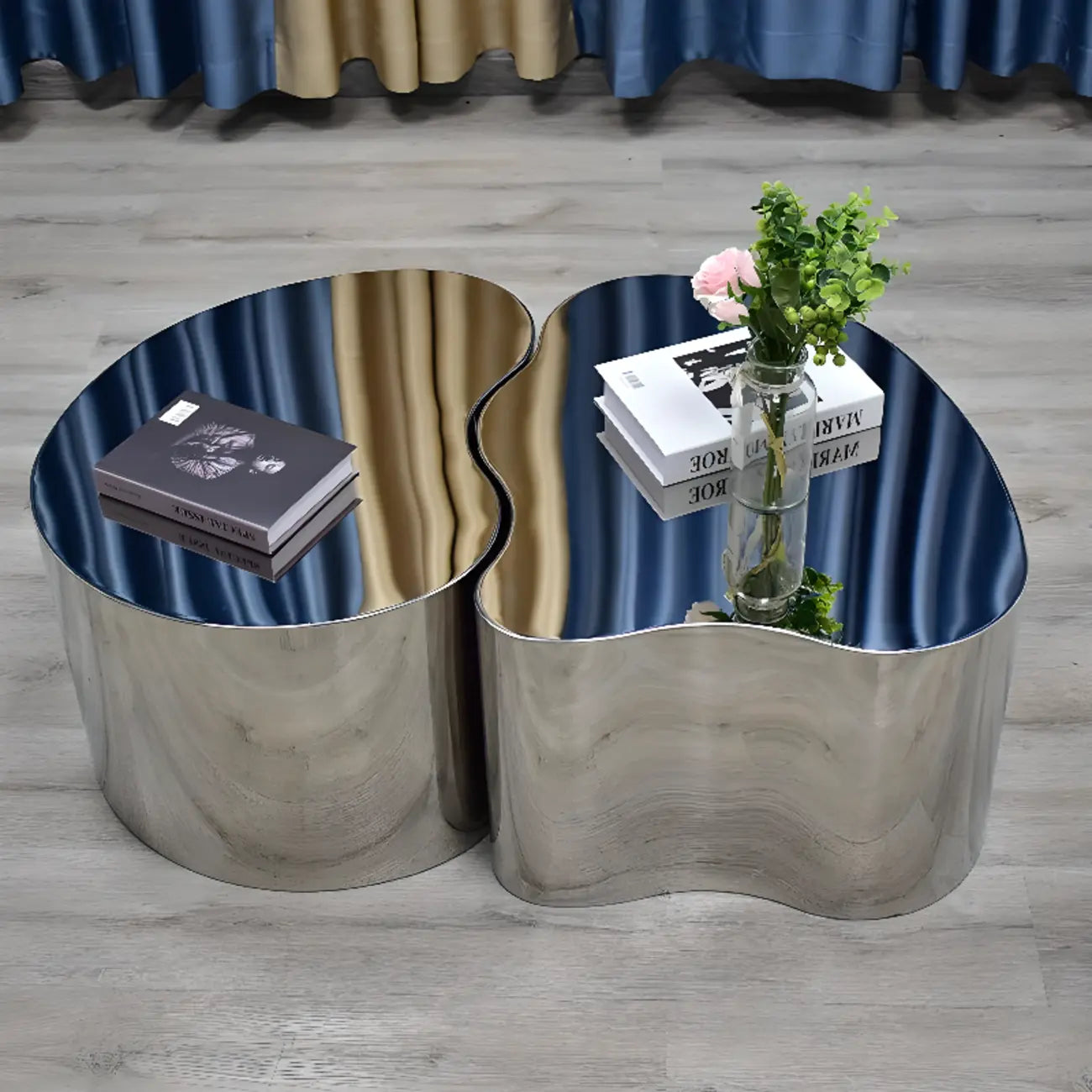 Table basse moderne abstraite en métal et miroir