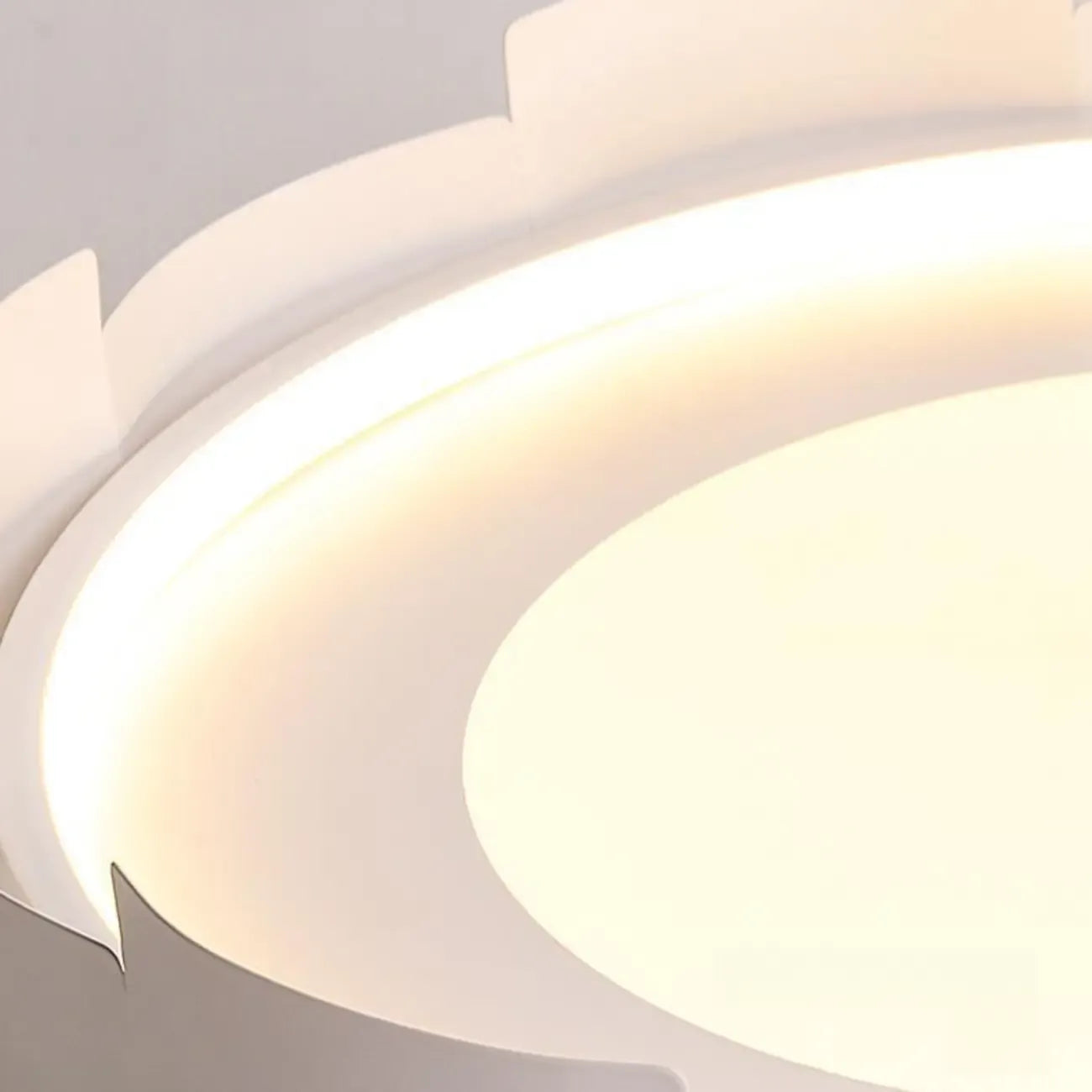 Lustre moderne rond à LED blanches réglable