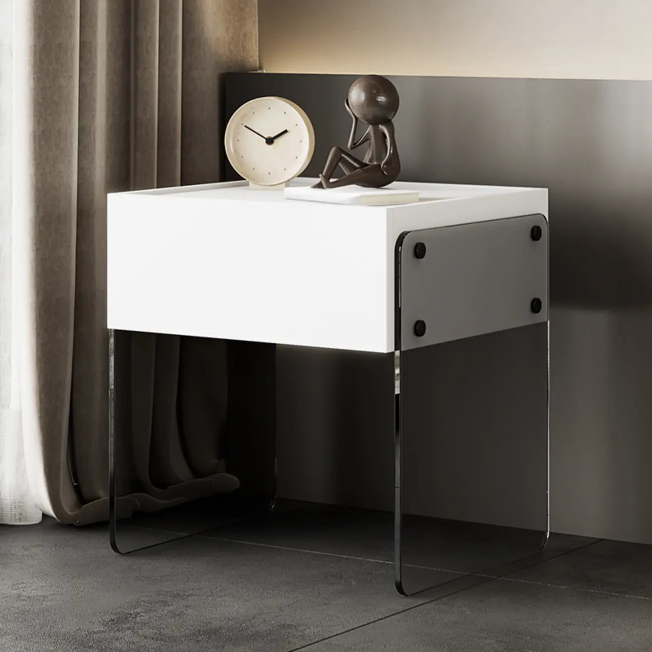 Table de chevet moderne en bois noir avec pieds en verre et tiroir de rangement