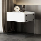 Table de chevet moderne en bois noir avec pieds en verre et tiroir de rangement