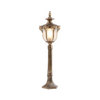 Borne lumineuse solaire LED dorée élégante et traditionnelle pour allée de jardin