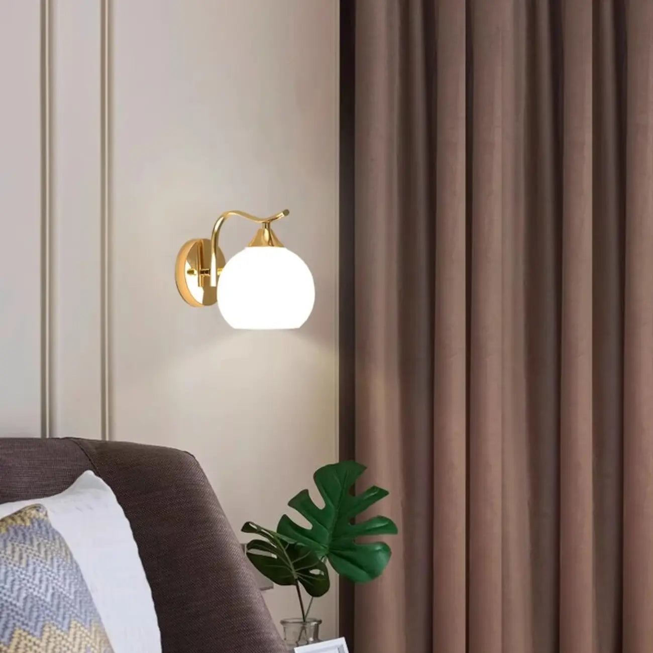 Applique murale moderne Globe pour salle de bain avec finition chromée