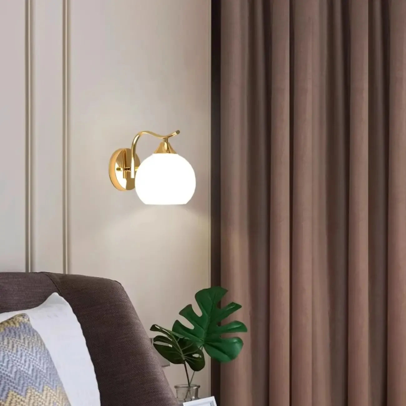 Applique murale moderne Globe pour salle de bain avec finition chromée