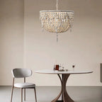 Lustre élégant à perles blanches pour salle à manger moderne