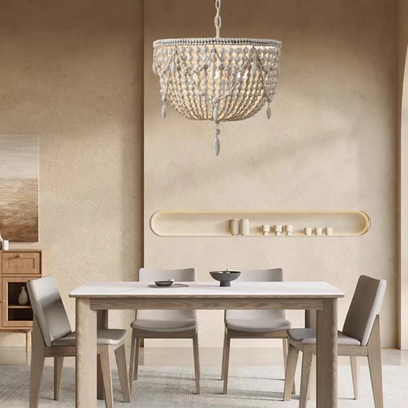 Lustre élégant à perles blanches pour salle à manger moderne