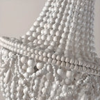 Lustre élégant à perles blanches pour salle à manger moderne