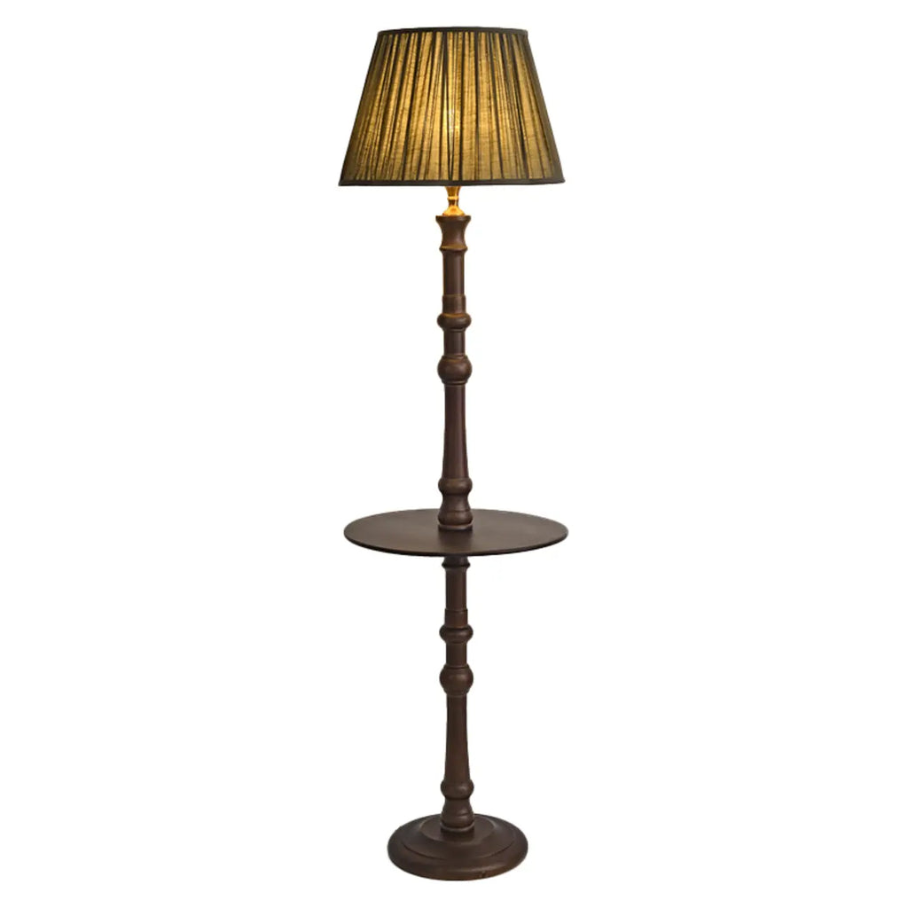 Lampadaire élégant en bois avec étagère et abat-jour en tissu