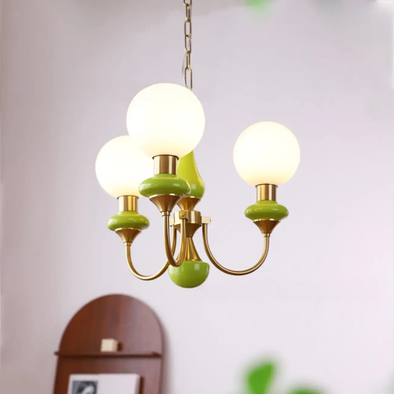 Lampadario moderno a sfera verde regolabile