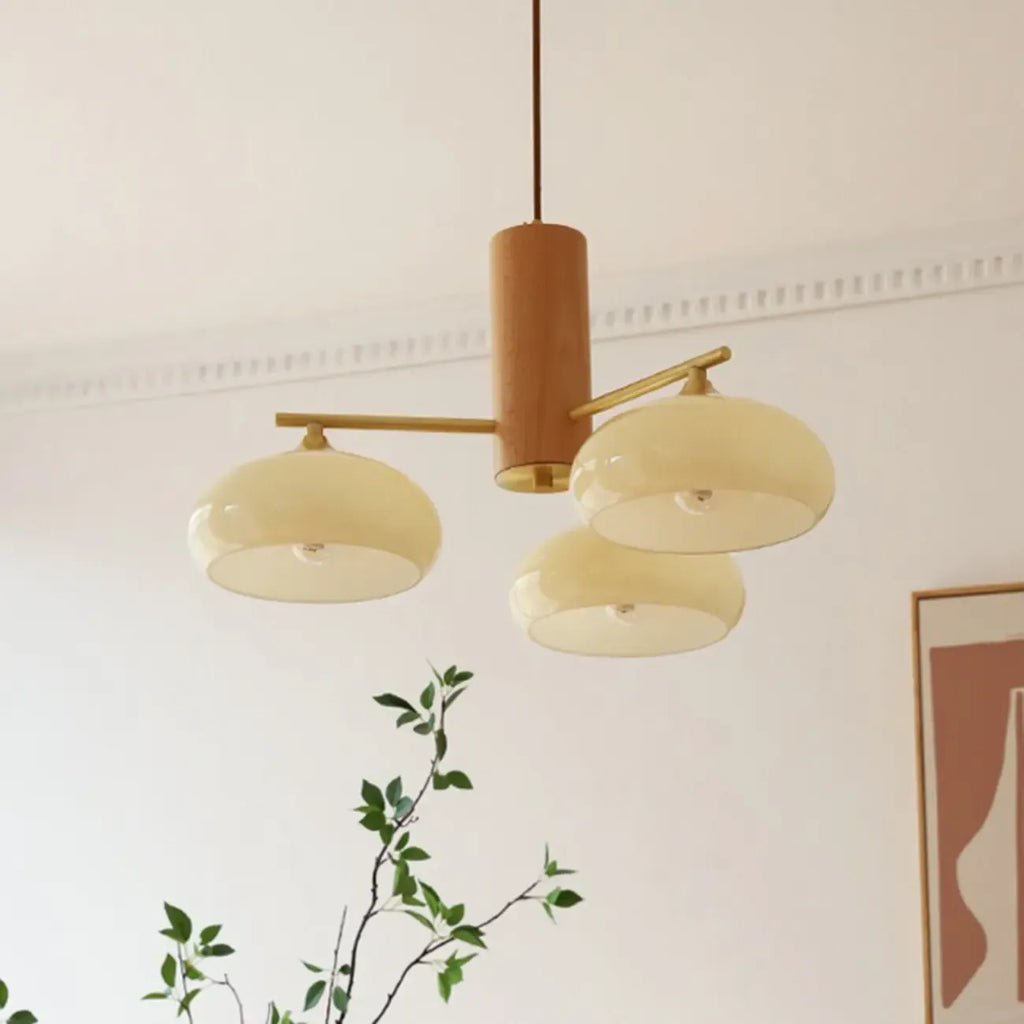 Lustre contemporain en bois et verre jaune laiteux
