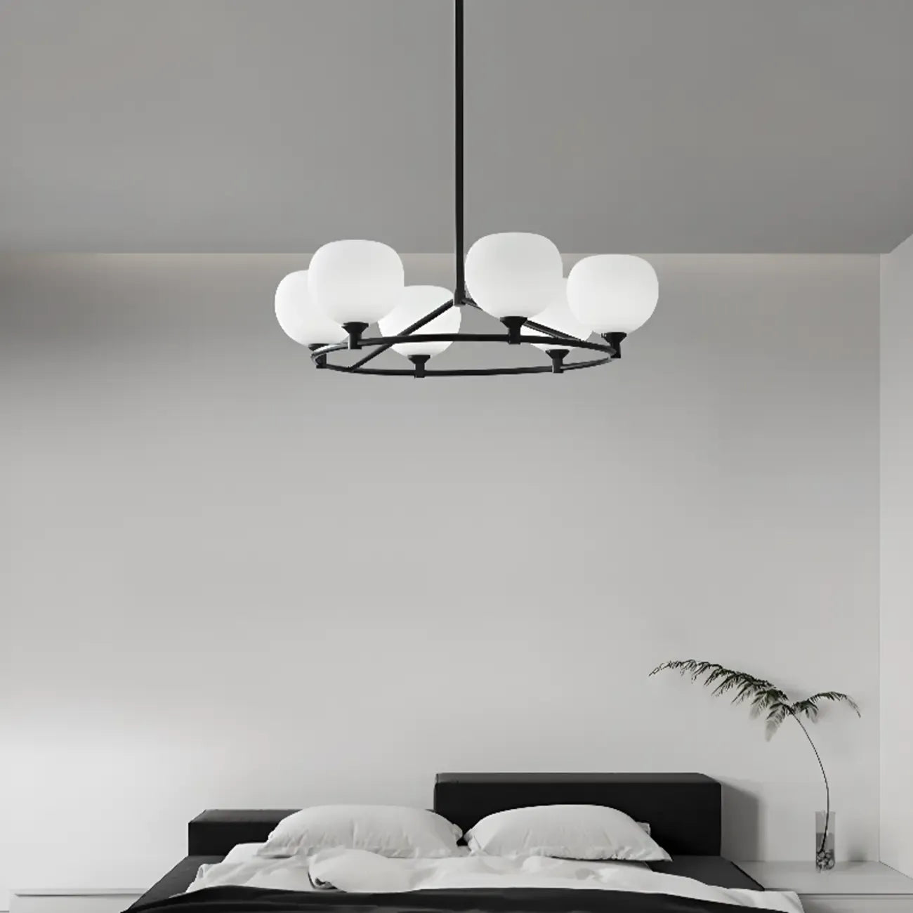 Lustre minimaliste en verre blanc et métal noir