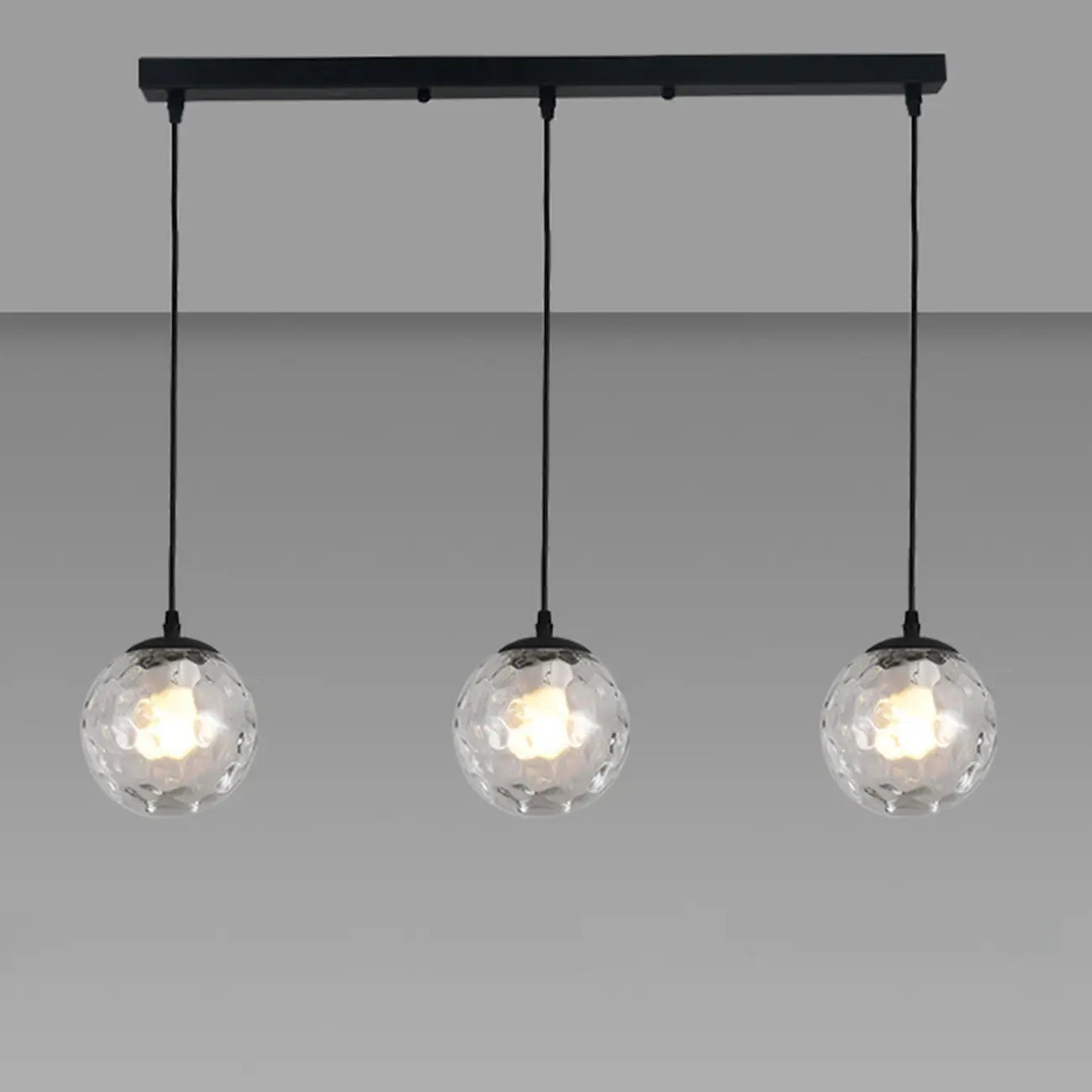 Lampadario moderno a sospensione con 3 globi in vetro