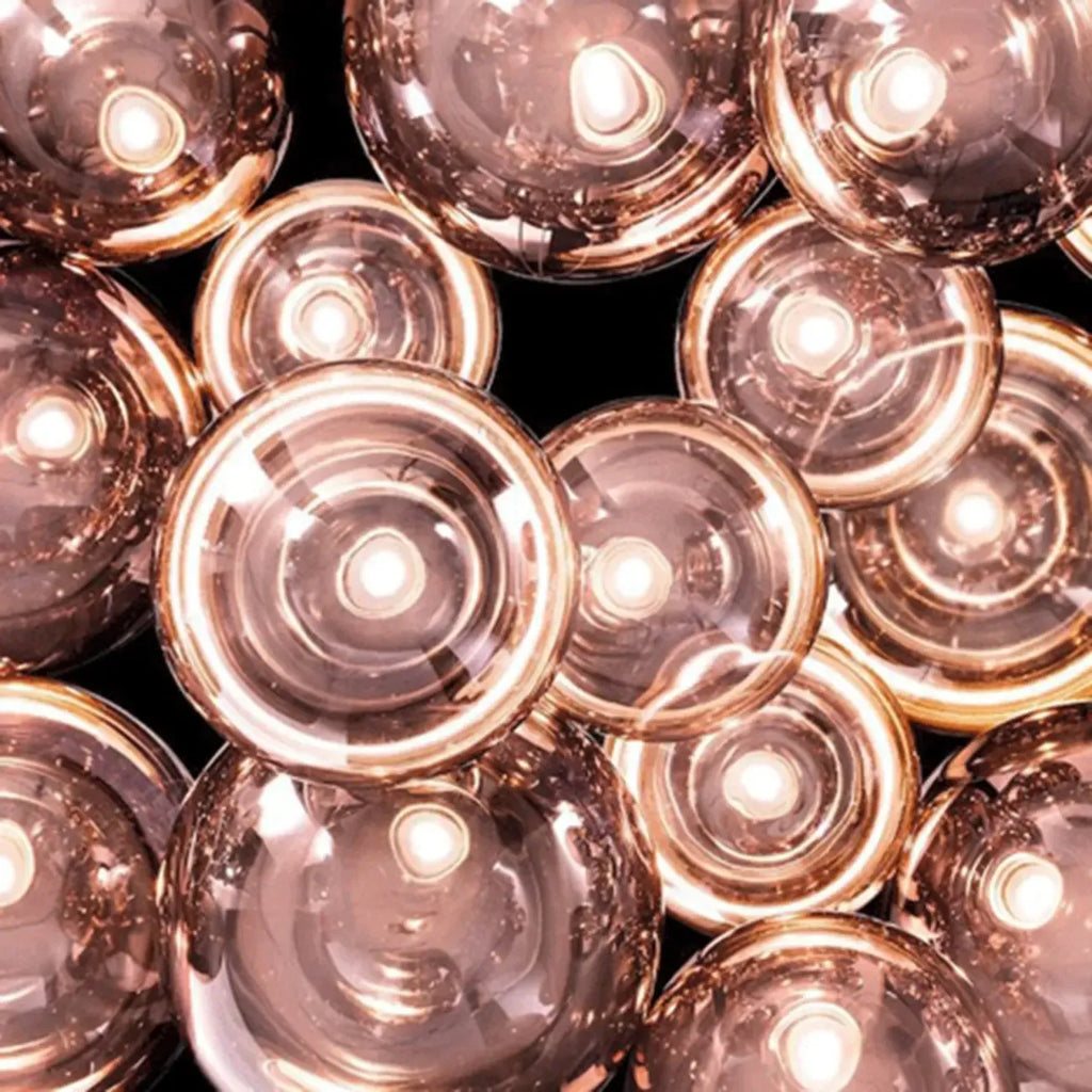Lampadario a 3 luci con mini sfere in vetro a LED dal design moderno