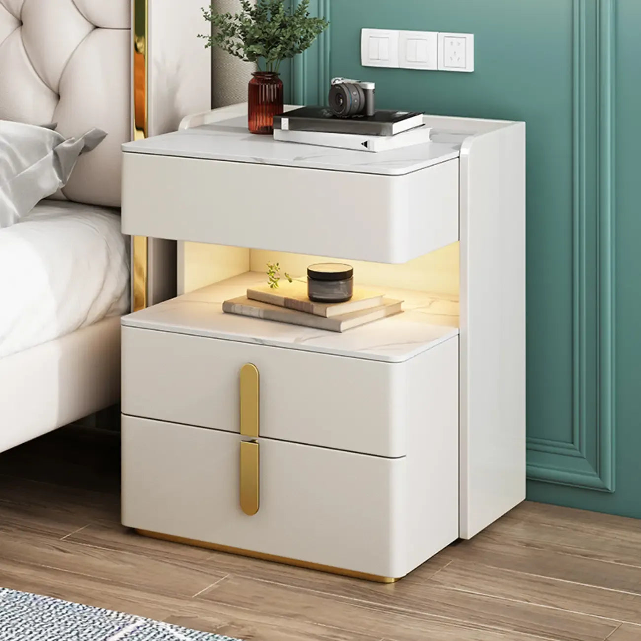 Table de chevet à 3 tiroirs en marbre blanc avec éclairage LED