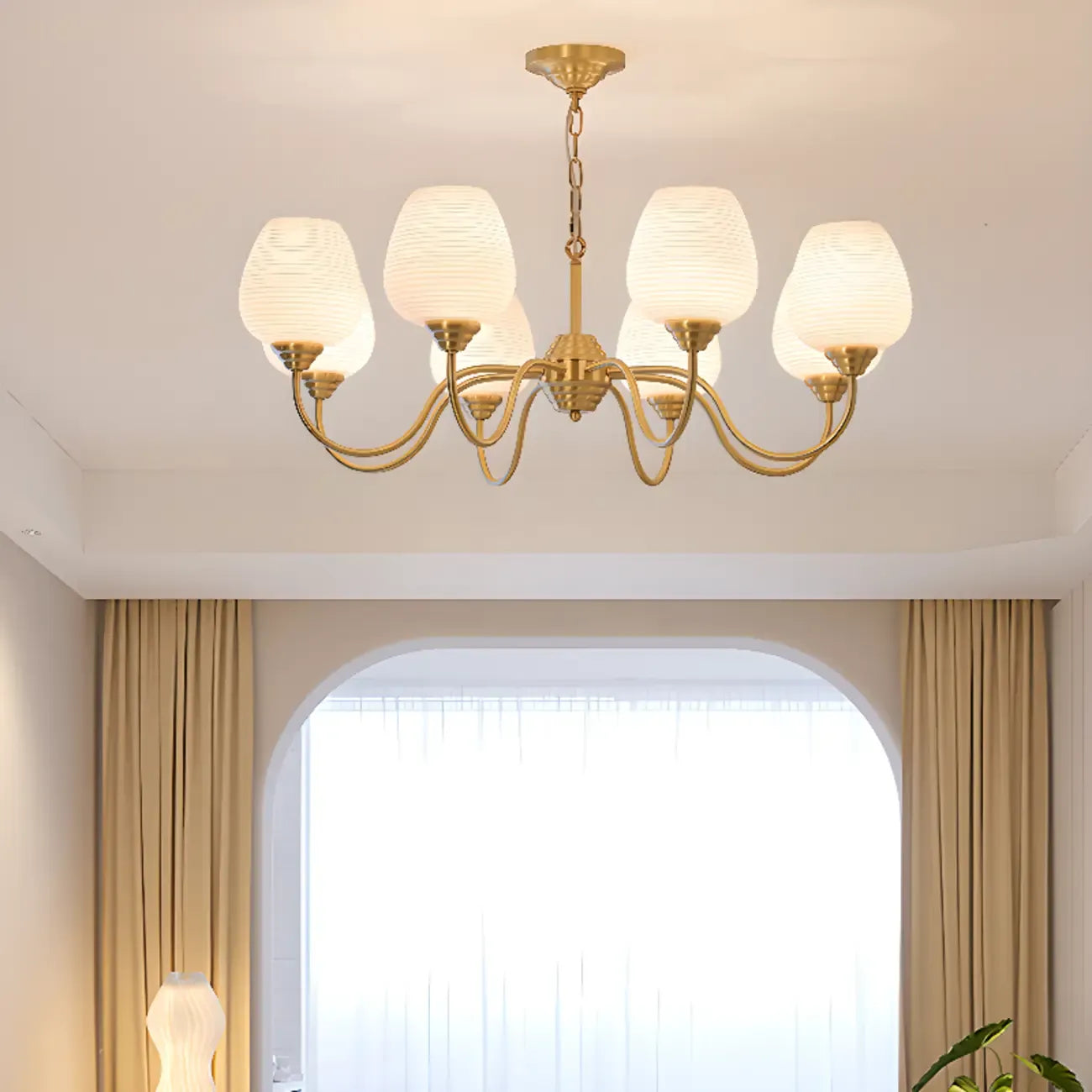 Lampadario in Ottone Dorato Vintage a 8 Luci con Lunghezza Regolabile