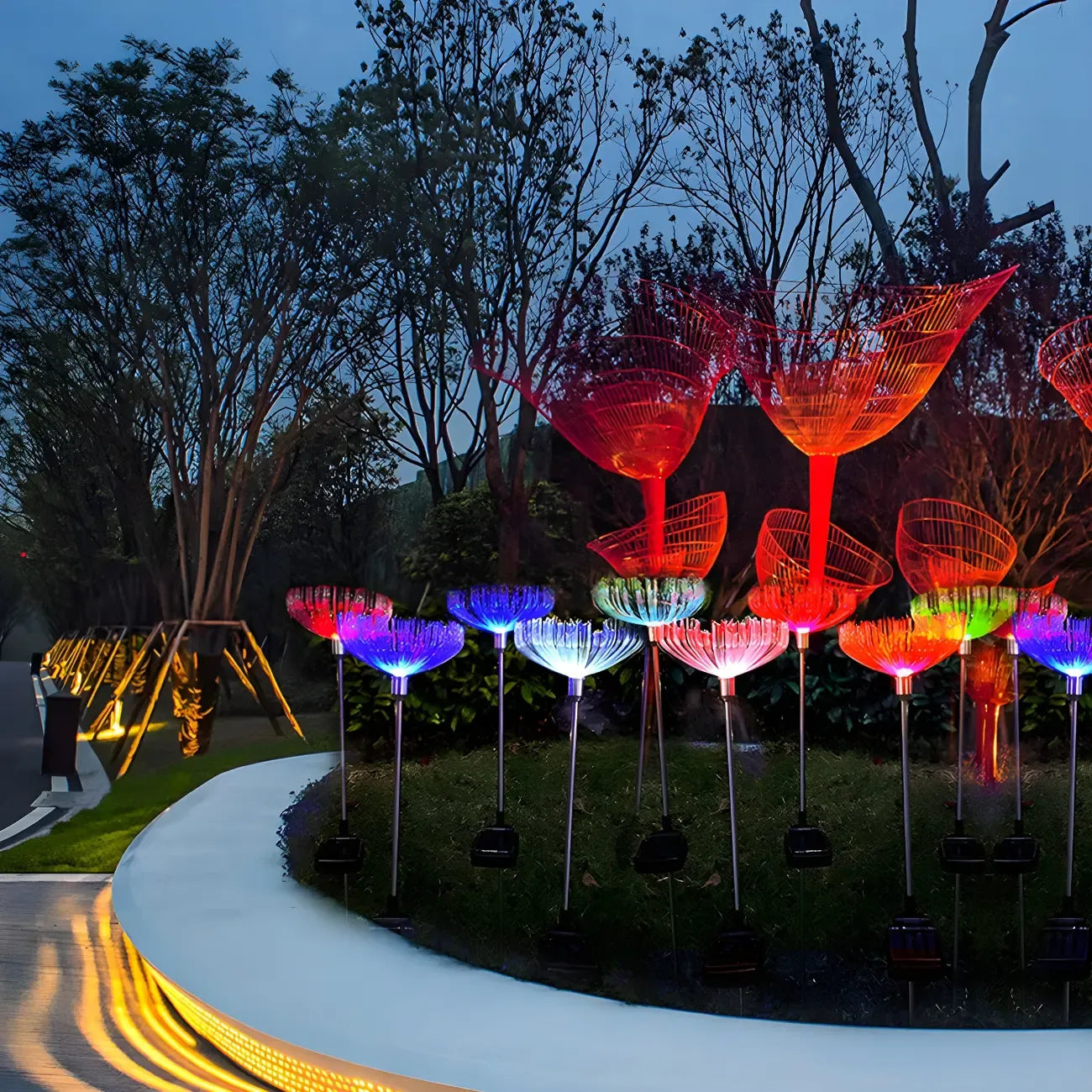 Éclairage solaire moderne pour jardin en forme de méduse