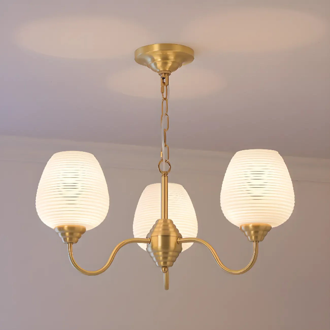 Lustre vintage en laiton doré à 8 lumières, longueur de suspension réglable