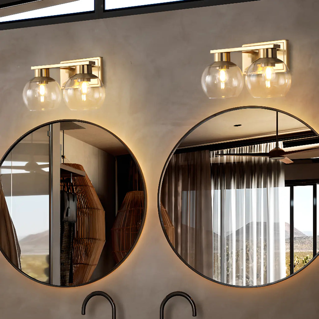 Appliques de salle de bain classiques en laiton avec abat-jour sphérique transparent