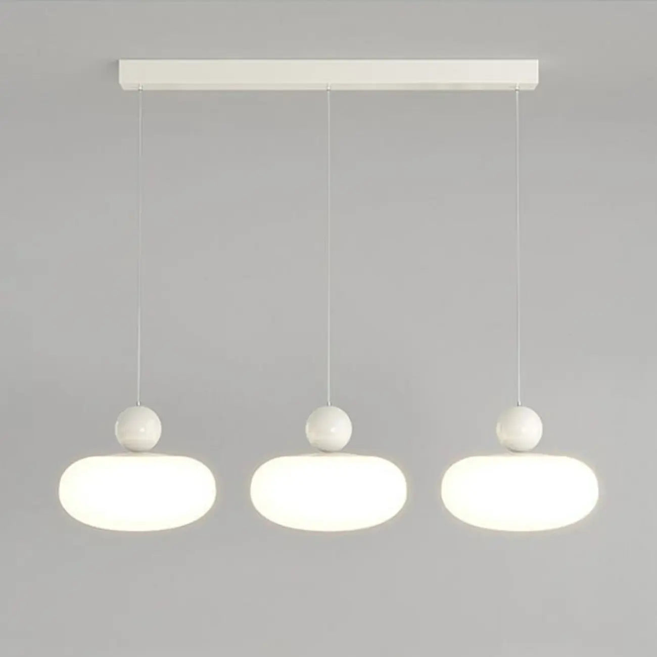 Suspension moderne à 3 lumières LED en verre opale pour salle à manger