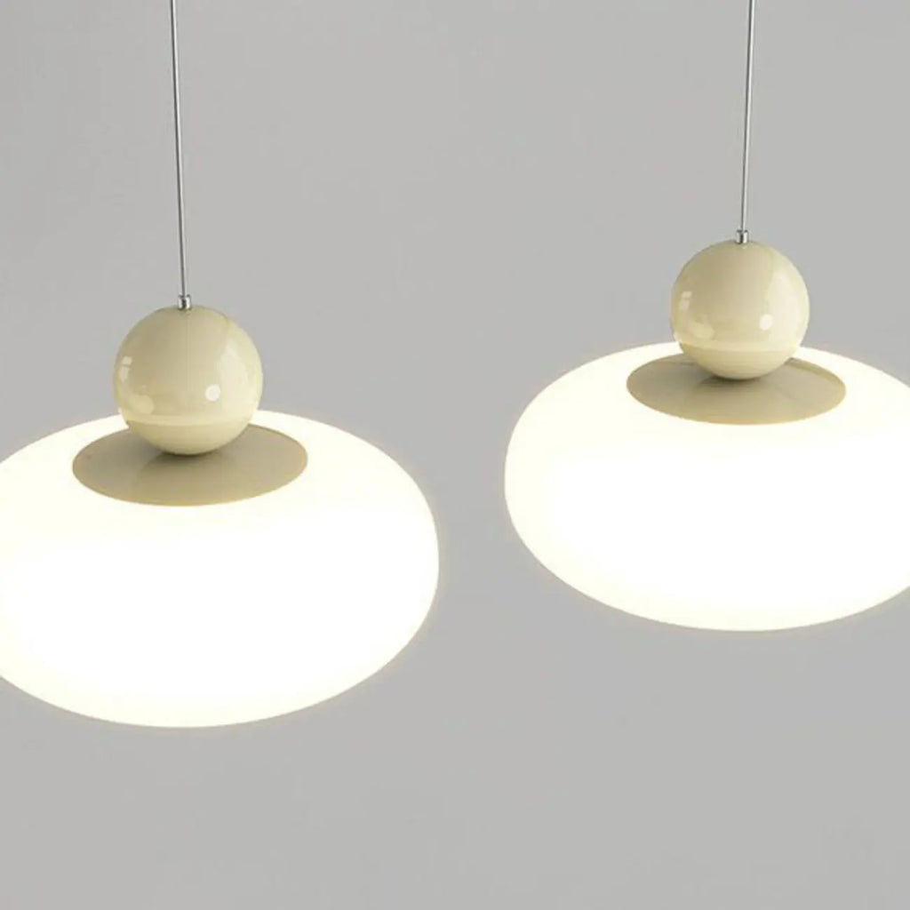 Suspension moderne à 3 lumières LED en verre opale pour salle à manger